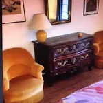 Villa Petite Maison De Charme Avec Piscine Et Pins Centenaires *