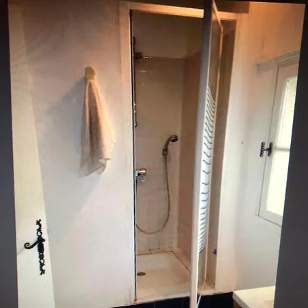 Petite Maison De Charme Avec Piscine Et Pins Centenaires Villa